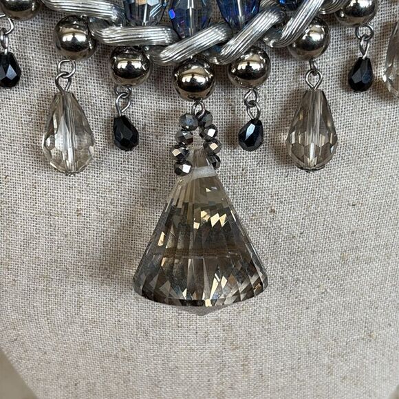 New Chunky, Bold & Unique Multi Coloured Crystals Silver Tone Necklace - Picture 7 of 10